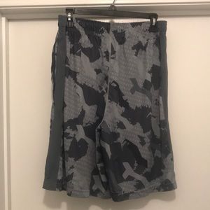 Nike Men’s Large Athletic Shorts